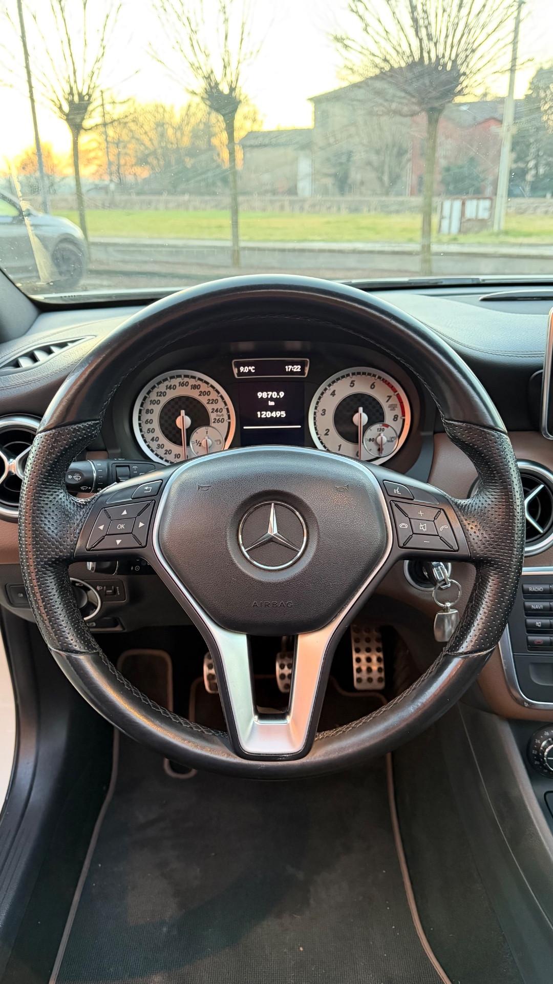 Mercedes-benz A 180 Premium