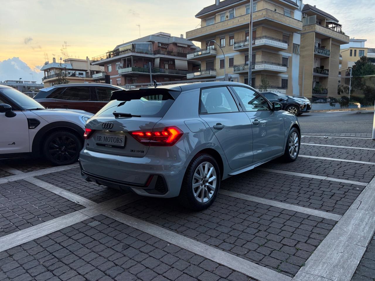 Audi A1 SPB 30 TFSI s-tronic S line - SOLO 20.186Km !!