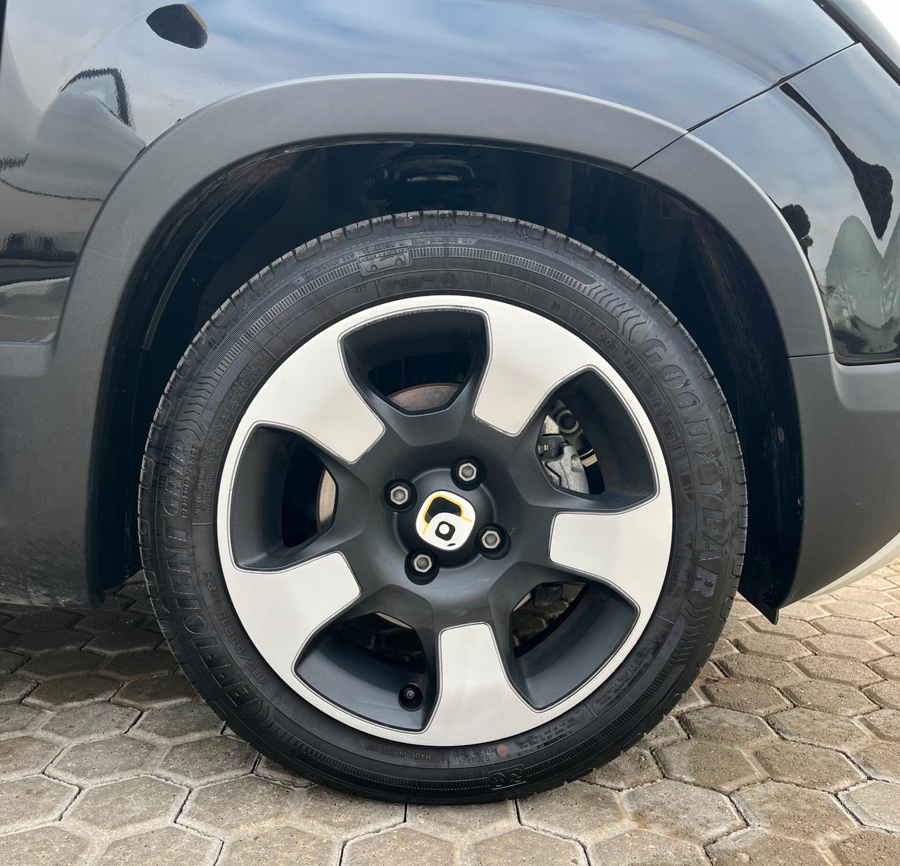 Fiat Panda Cross 1.0 FireFly S&S Hybrid Pandina