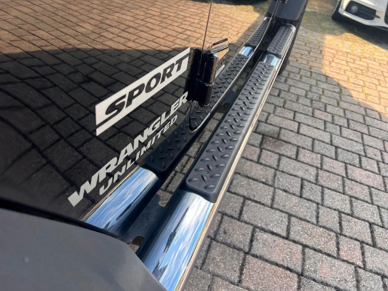 Jeep Wrangler Unlimited 2.8 CRD Sport Plus