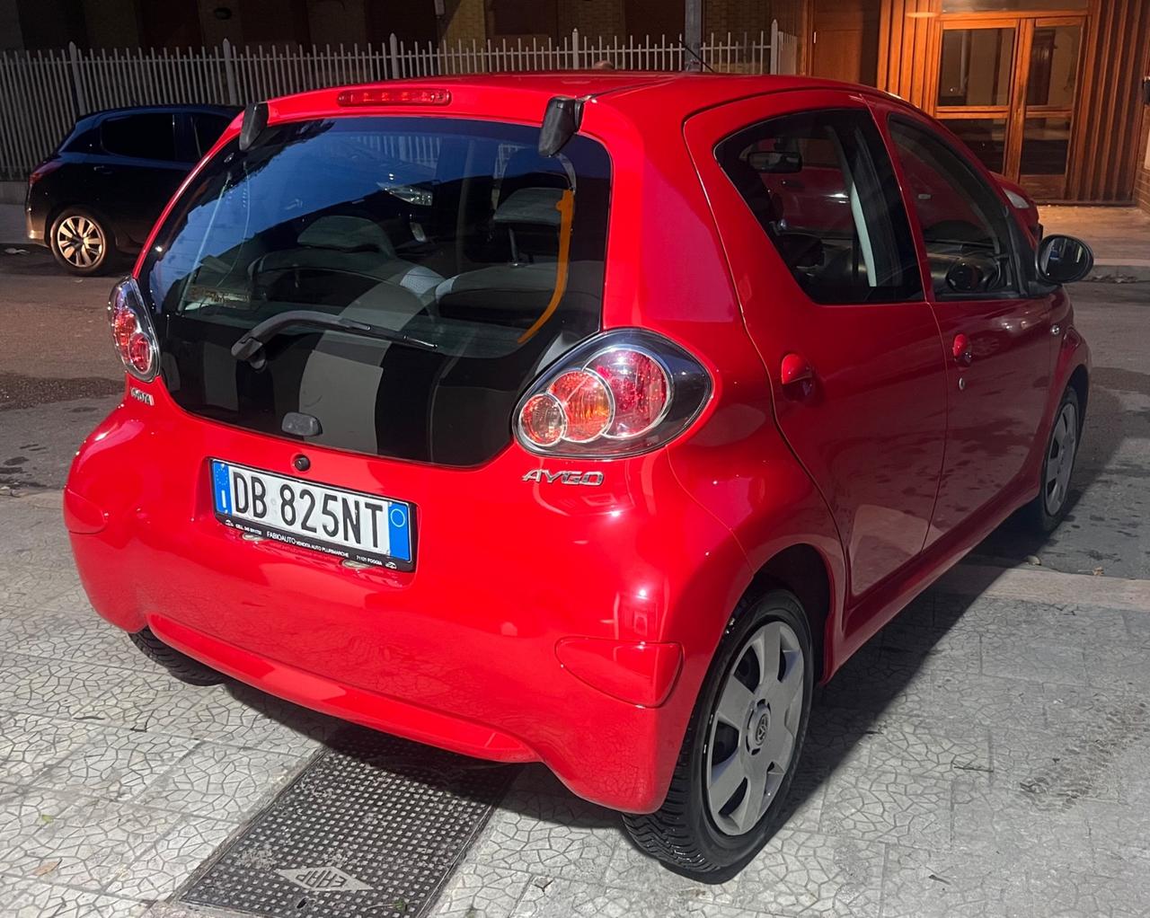 Toyota Aygo 1.0 12V VVT-i 5 porte