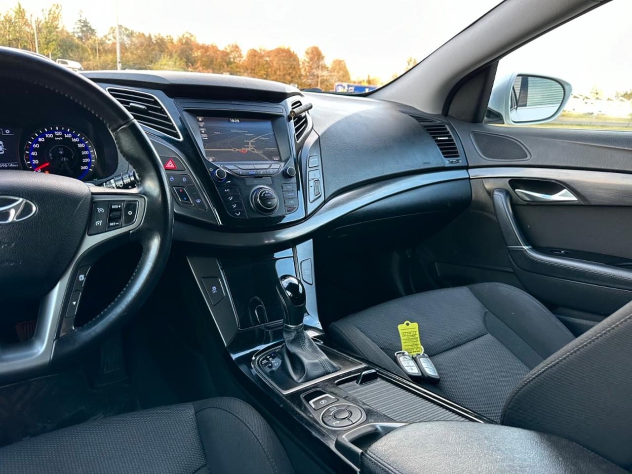 Hyundai i40 Wagon 1.6 CRDi DCT Business