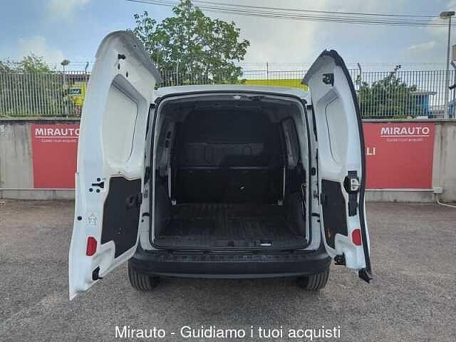 Nissan NV250 1.5 dCi 115CV PC-TN Van