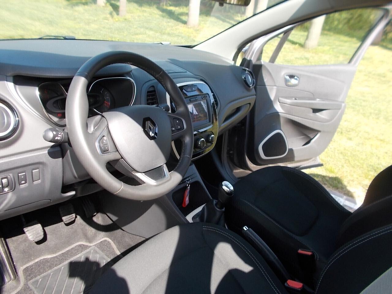Renault Captur 1.5 dCi 90cv *FULL OPT.* da VETRINA