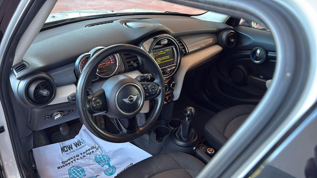Mini 1.5 One D Business XL