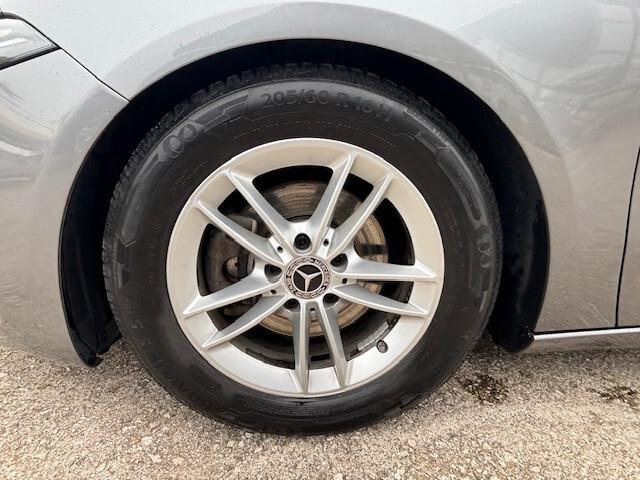 Mercedes-benz A 180 d Automatic Sport 2020