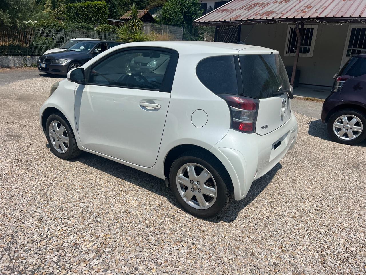 Toyota iQ 1.0 Sol