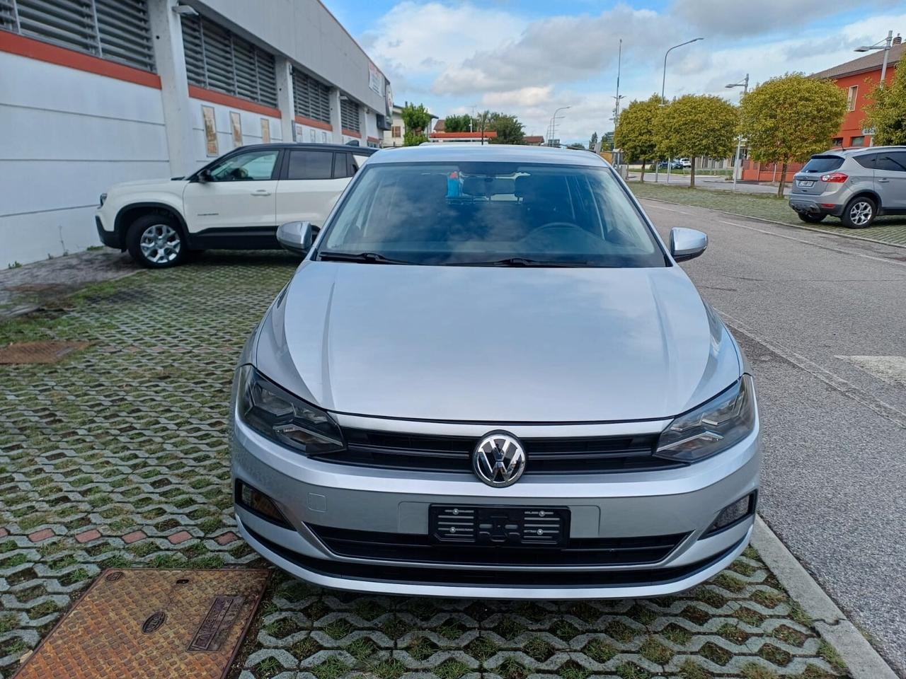 Volkswagen Polo 1.0 MPI 65 cv 5 porte Trendline BMT