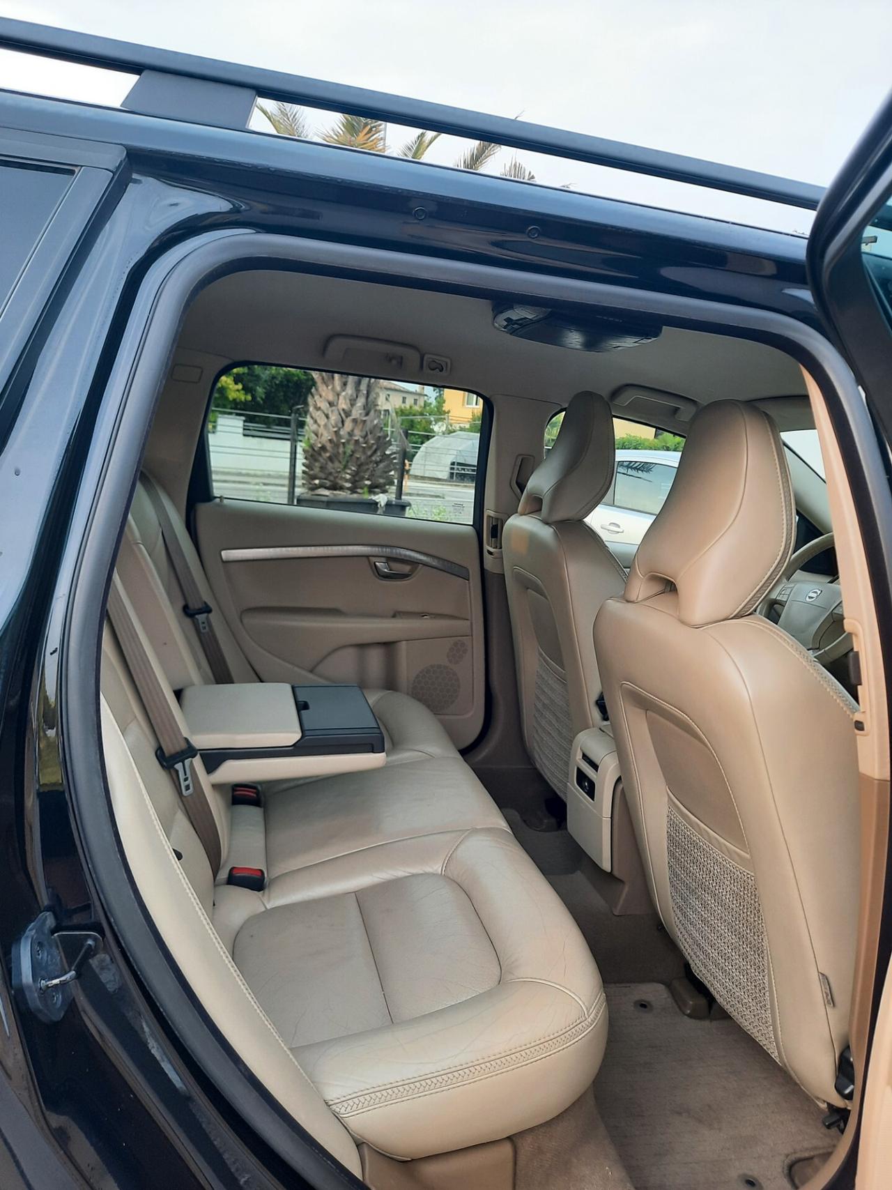 Volvo XC 70 XC70 D5 185CV AWD Summum