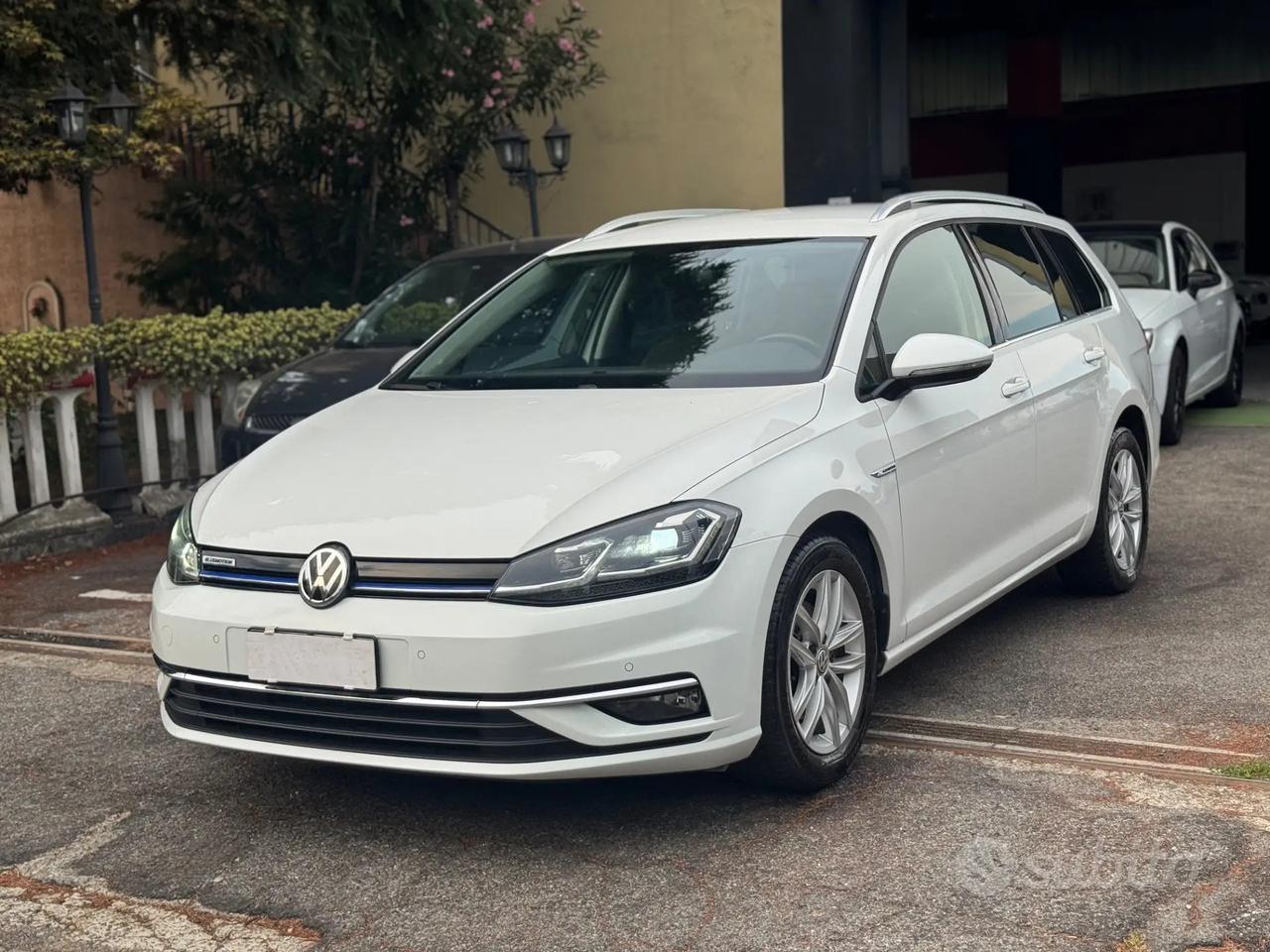 Volkswagen Golf Variant 1.4 TGI DSG 5p. Executive