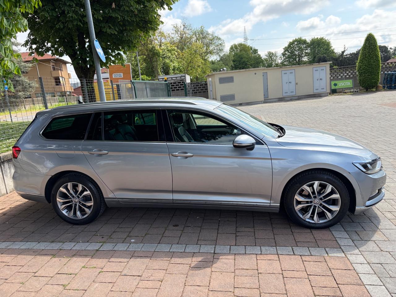Volkswagen Passat Variant 2.0 TDI DSG Business BlueMotion Tech