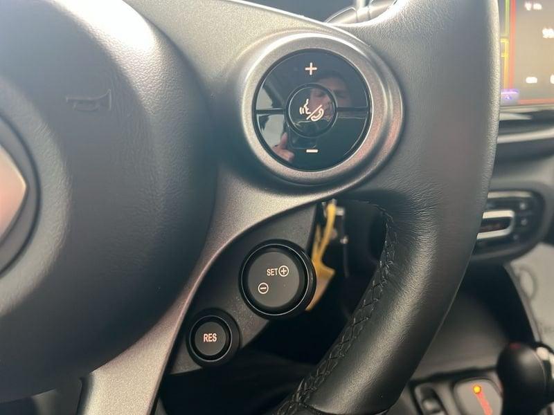 smart fortwo fortwo EQ Passion 22 KW