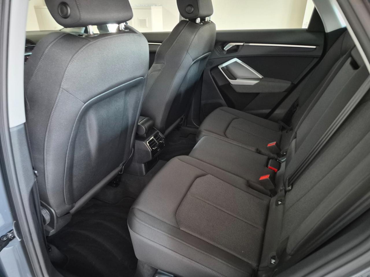 Audi Q3 SPB 1.5 TFSI S TRONIC APPLE CARPLAY / ANDROID AUTO VIRTUAL COCKPIT