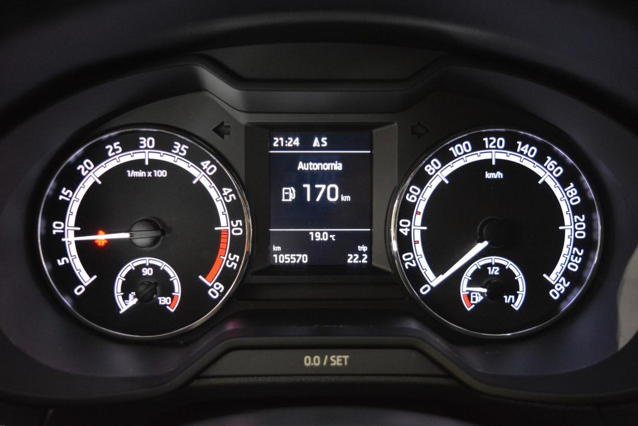 Skoda Octavia 1.6 TDI SCR 115 CV Wagon Executive DAB Navi