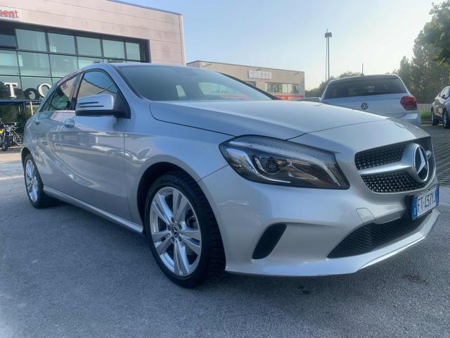 MERCEDES-BENZ A 200 d Automatic Sport