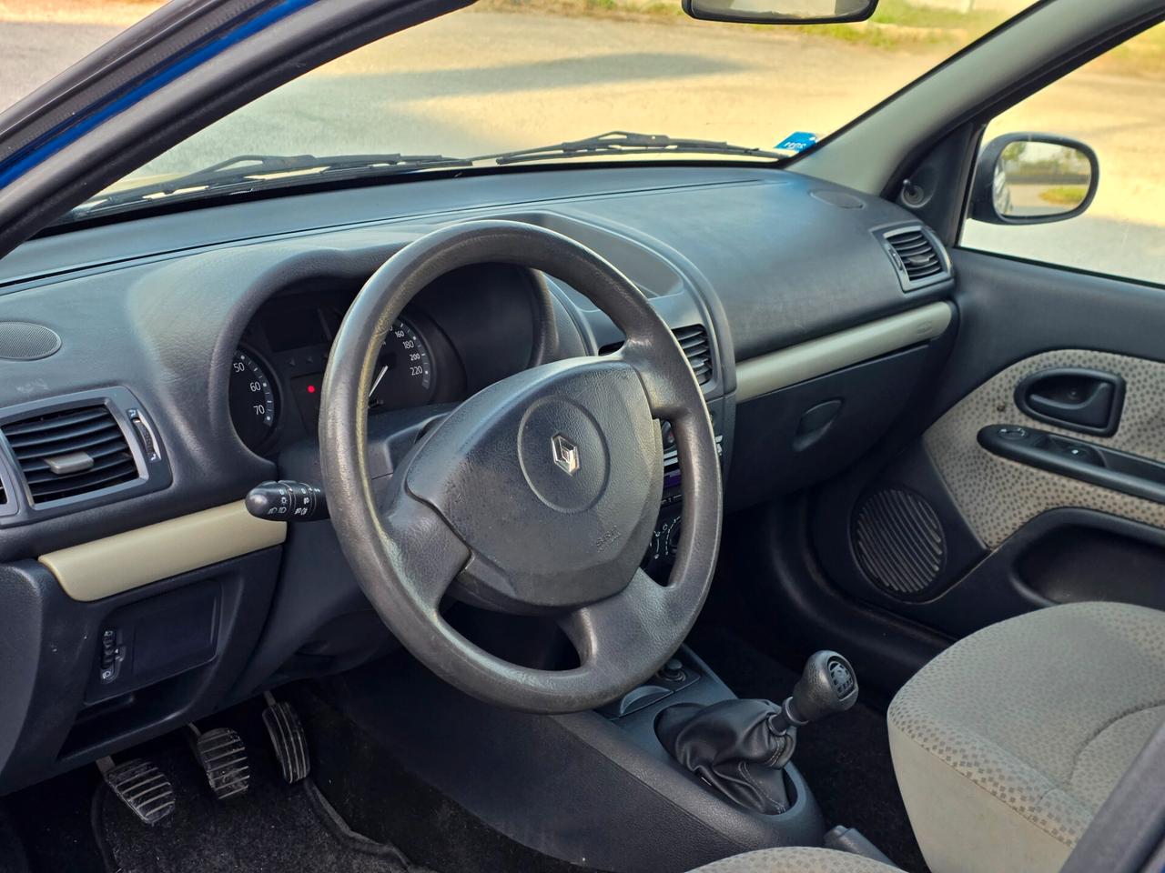 Renault Clio 1.1 benzina 2005