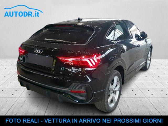 AUDI Q3 SPB 45 TFSIe S-Tronic S-Line LED, Navi, Cerchi 19"