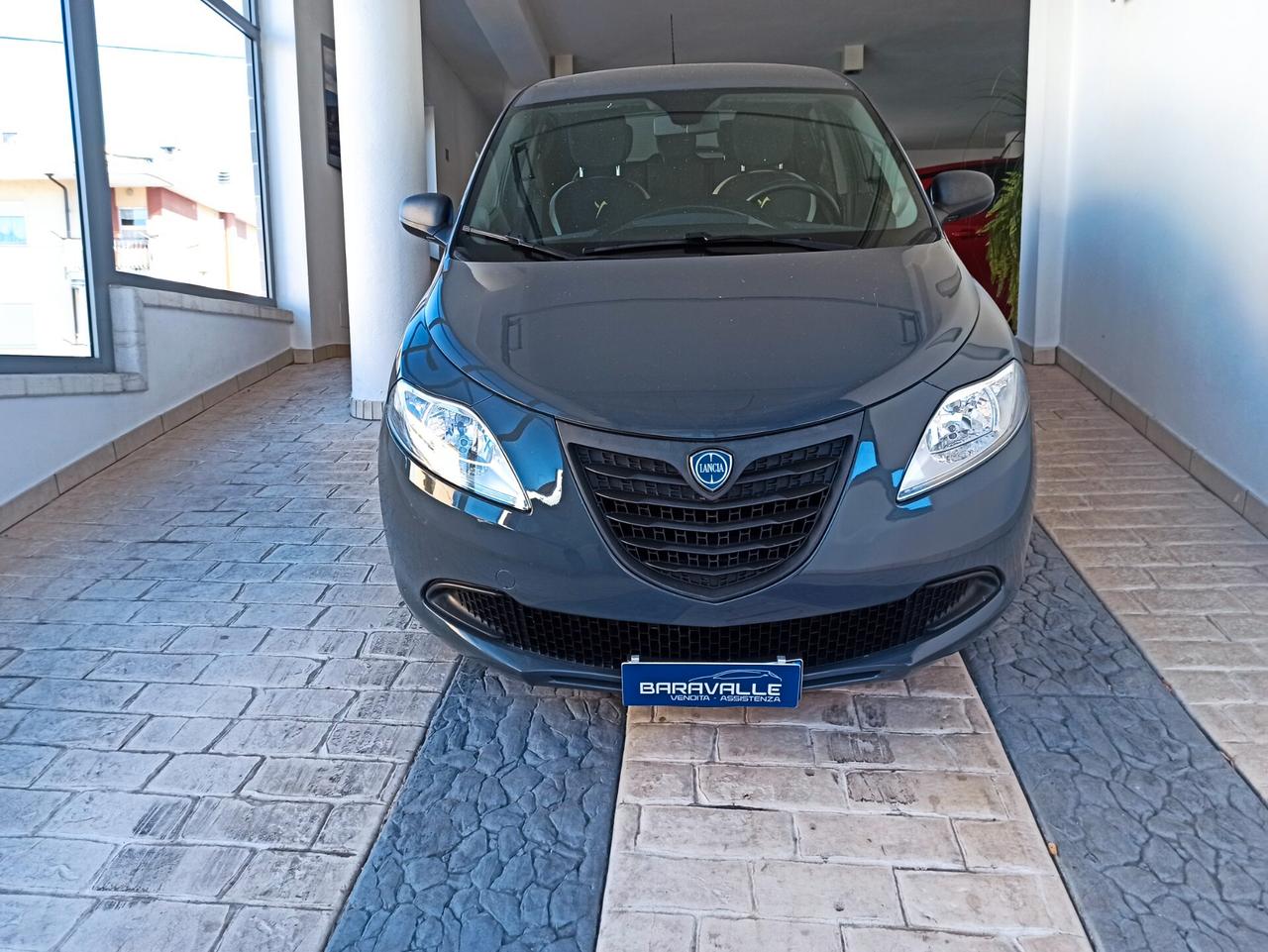 Lancia Ypsilon 1.2 69 CV 5 porte elefantino