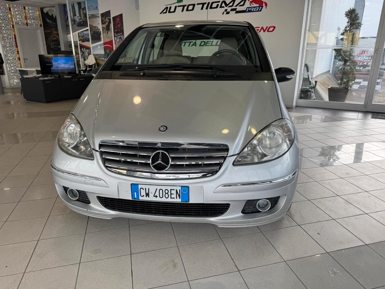 Mercedes-benz A 180 A 160 CDI Classic Basic