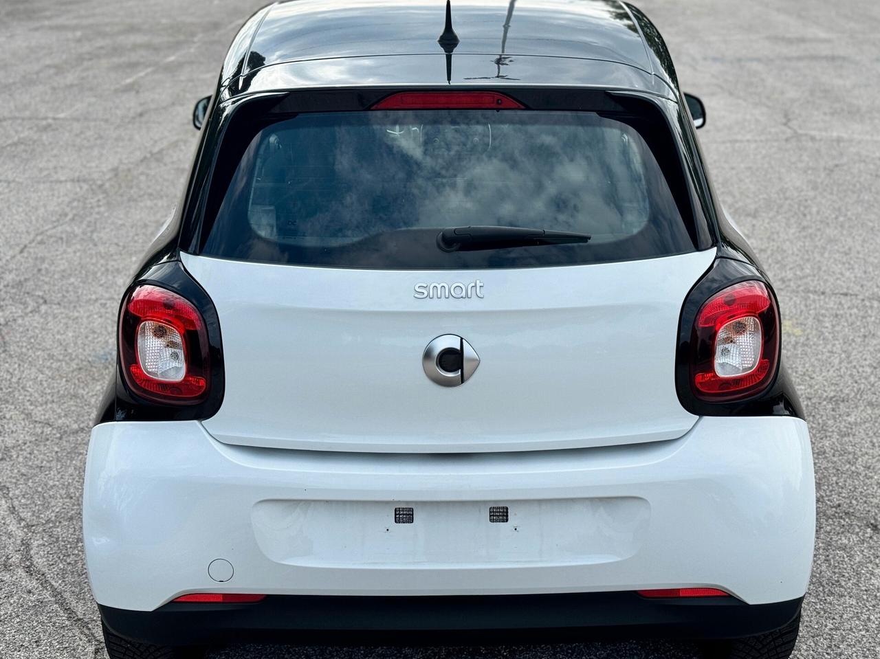 Smart ForFour 70 1.0 Youngster -TUA SENZA VINCOLI-