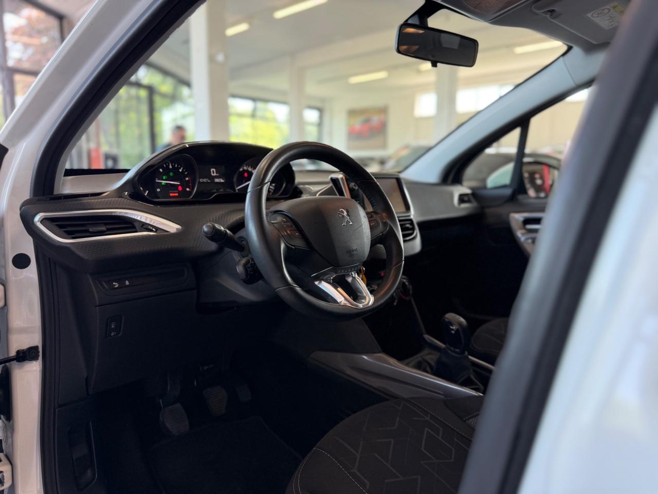 Peugeot 2008 1.6 BHdi 100cv Allure 02/2017 Euro 6B Neopatentati