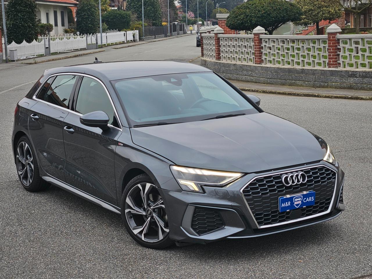 Audi A3 SPB 30 TDI S line Interno/esterno Full Matrix