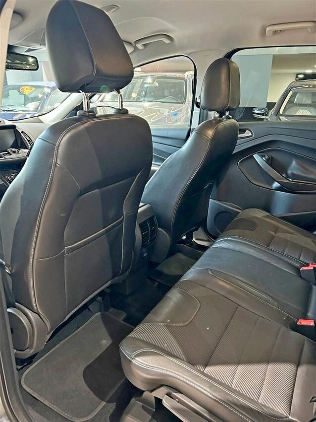 Ford Kuga 2.0 TDCI 180 CV S&S 4WD ST-Line