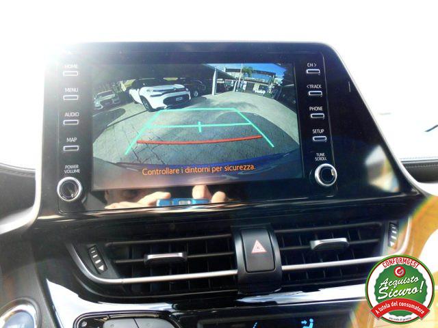 TOYOTA C-HR 1.8 Hybrid E-CVT Business