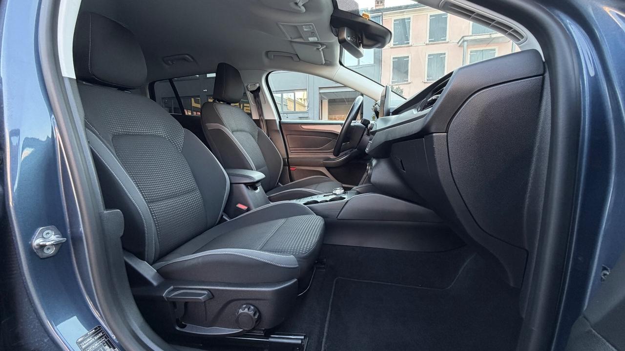 FORD FOCUS SW 1.5 BUSINESS 120CV - FULL LED, CAR PLAY, NEOPATENTATI