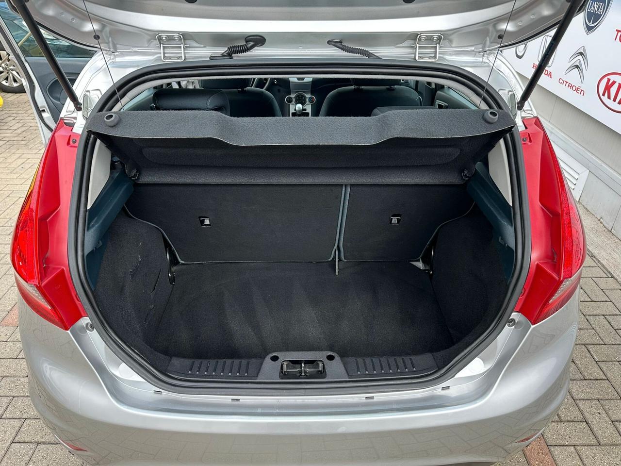Ford Fiesta 1.2 60CV 5p. Tit. - NeoPatentati