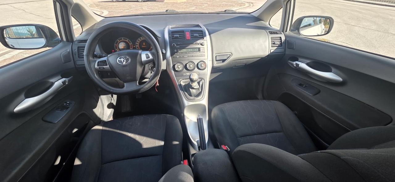 Toyota Auris 1.4 D-4D 5 porte Sol