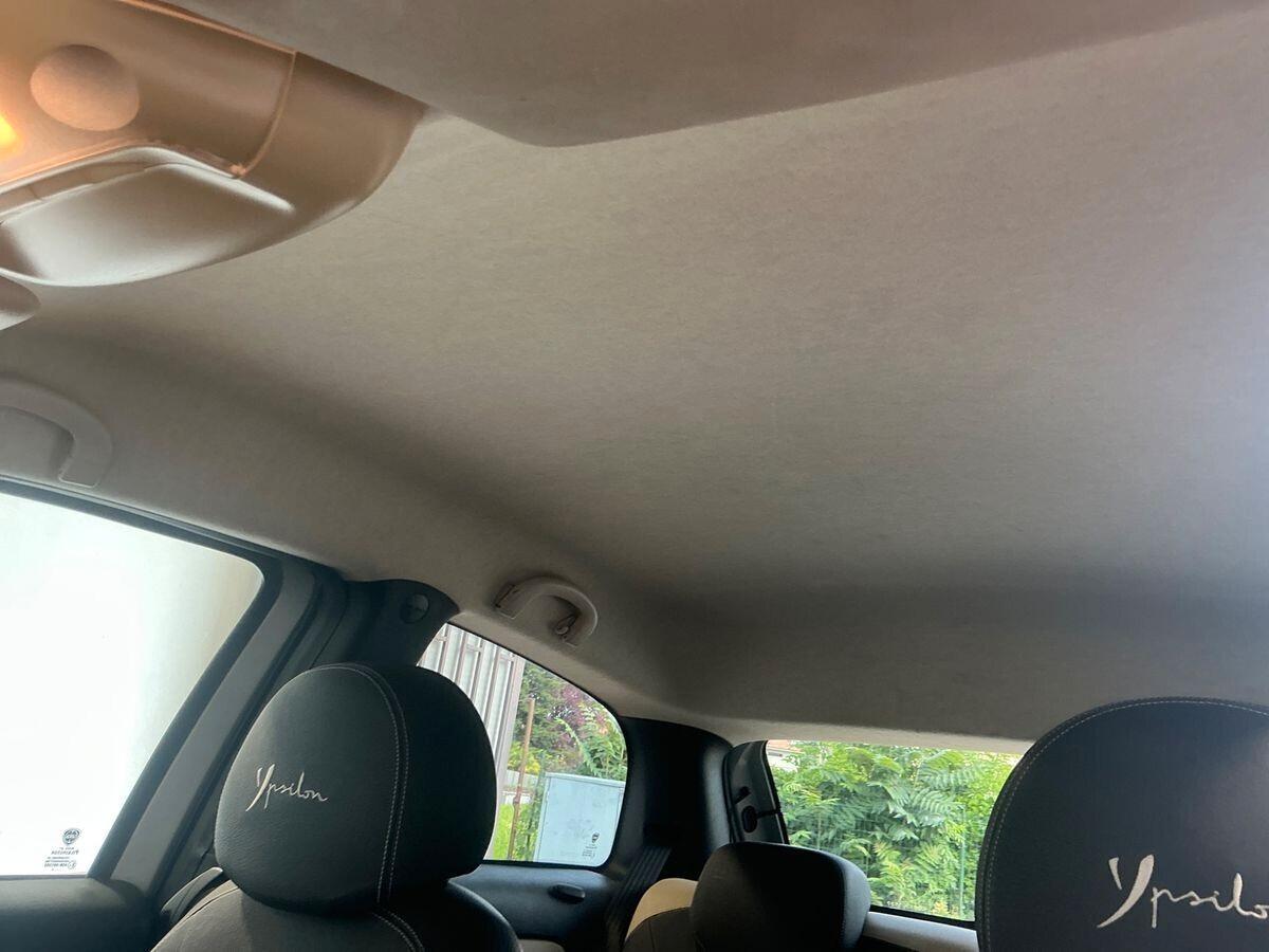 Lancia Ypsilon 1.4 Platino Ecochic GPL