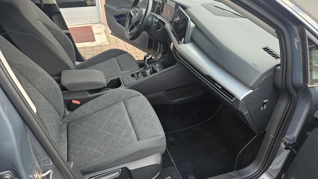 Volkswagen Golf 1.0 tsi evo Life 110cv ACC- NAVY-CARPLAY-