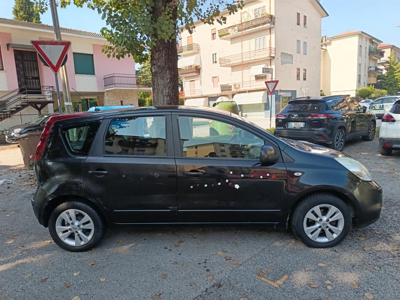 Nissan Note 1.4 16V Visa 2010 ok neo patente