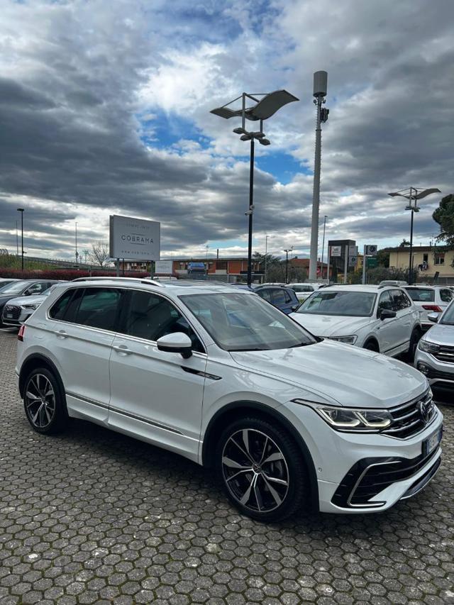 VOLKSWAGEN Tiguan 2.0 TDI 200 CV SCR FARI MATRIX DSG 4MOTION R-Line