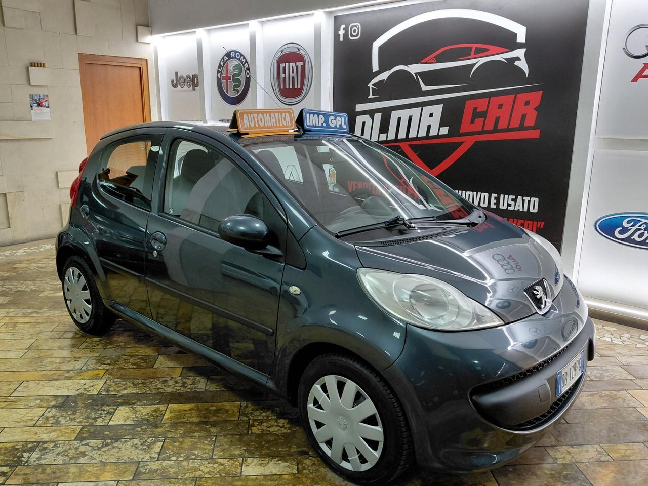 Peugeot 107 1.0 68CV 5p. Cambio automatico