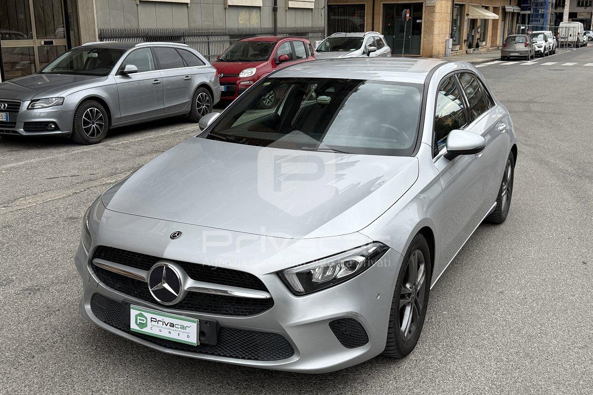 MERCEDES A 180 d Automatic Business