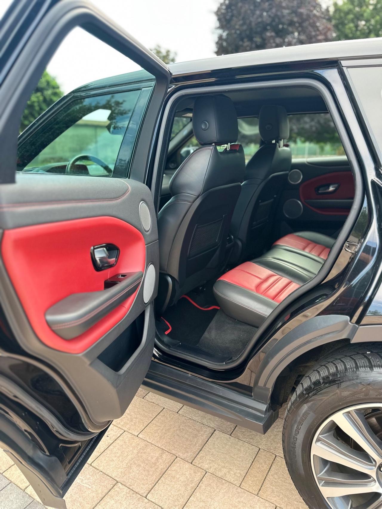 Range Rover Evoque 2.0 TD4 150 CV 5p. HSE Dynamic Black edition