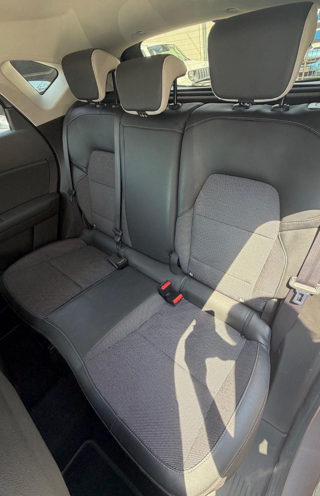 Renault Captur Plug-in Hybrid E-Tech Intens 160 Cv