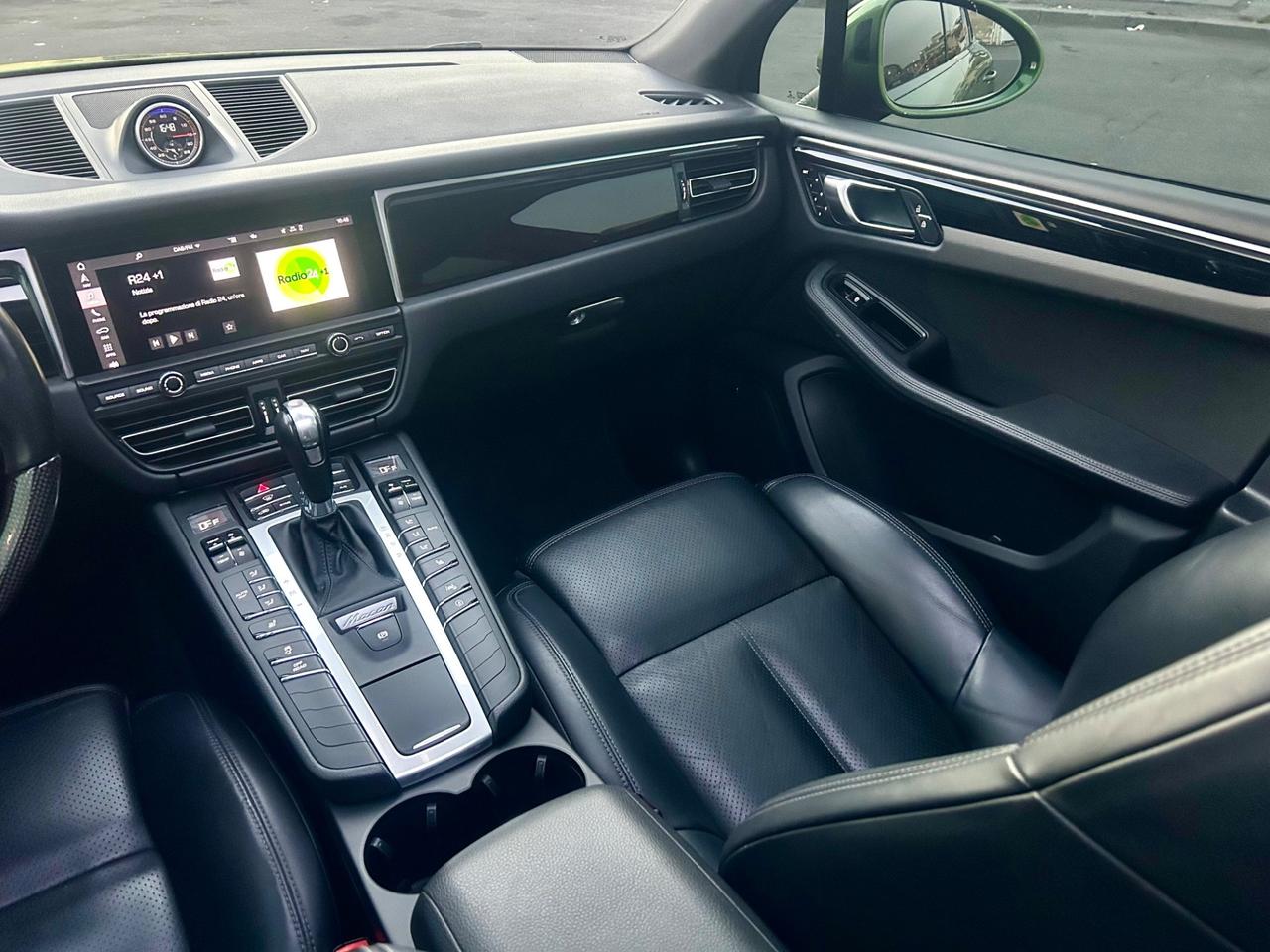 Porsche Macan 2.0 BENZINA 250cv PUTHON GREEN (GTS COLOR)