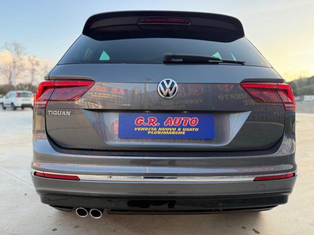 VOLKSWAGEN Tiguan 2.0 TDI DSG R-LINE GARANZIA Iva esp