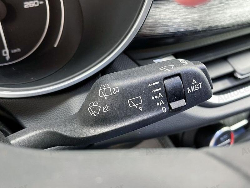 Alfa Romeo Stelvio 2.2 t Business Q4 190cv auto my19