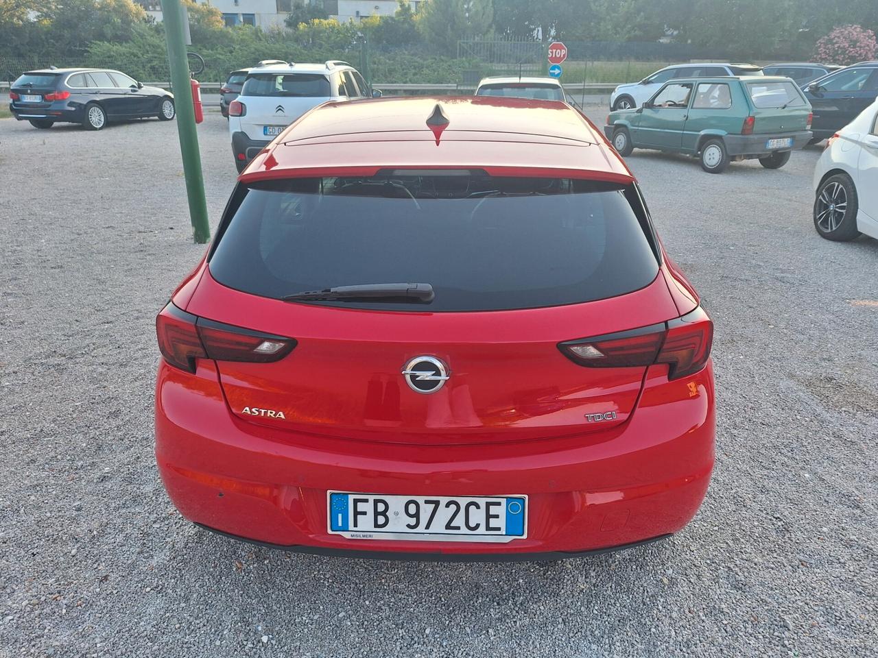 Opel Astra 1.6 CDTi 136CV aut. 5 porte Innovation