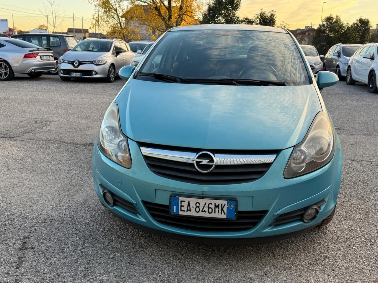 Opel Corsa 1.4 16V 5 porte Cosmo