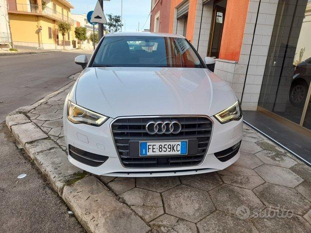 AUDI A3 SPB 1.6 TDI S-TRONIC NAVI/XENO