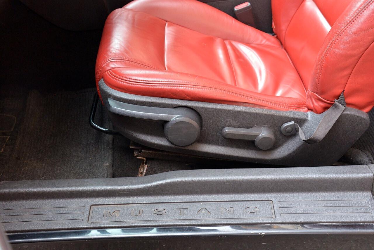Ford Mustang 4.0 V6 cabrio a Firenze