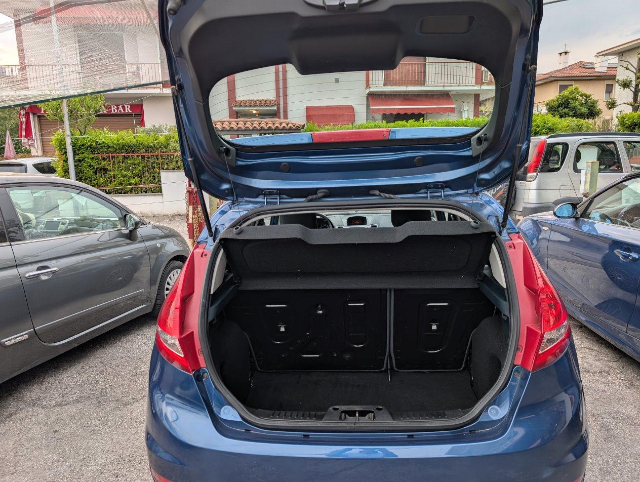 Ford Fiesta 5 Porte Fiesta 5p 1.2 16v + 82cv