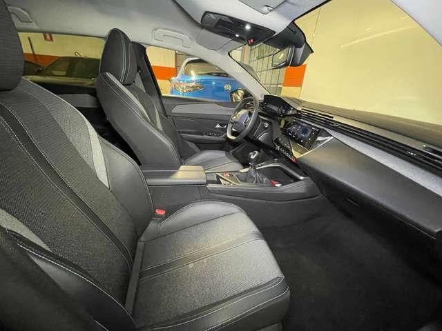 Peugeot 308 1.2 130cv Allure + Key Less + Navi + Camera