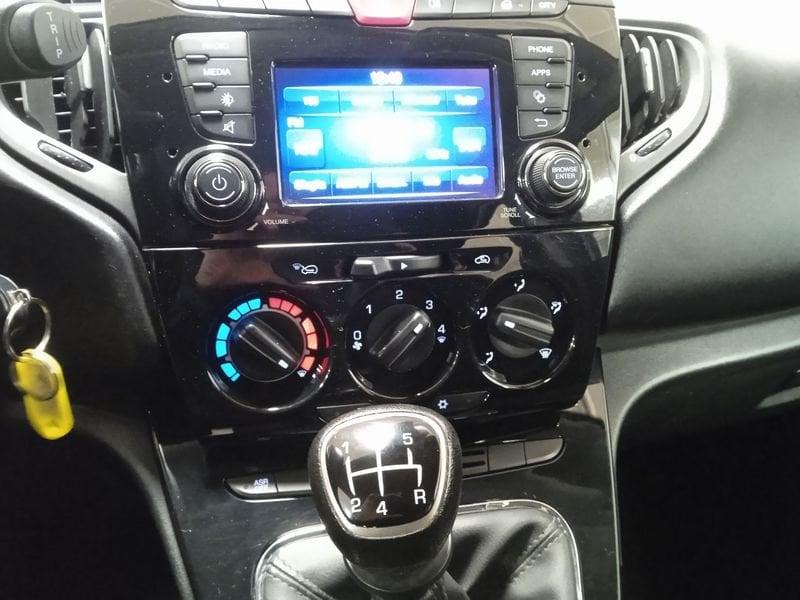 Lancia Ypsilon 3ª serie 1.2 69 CV 5 porte Silver