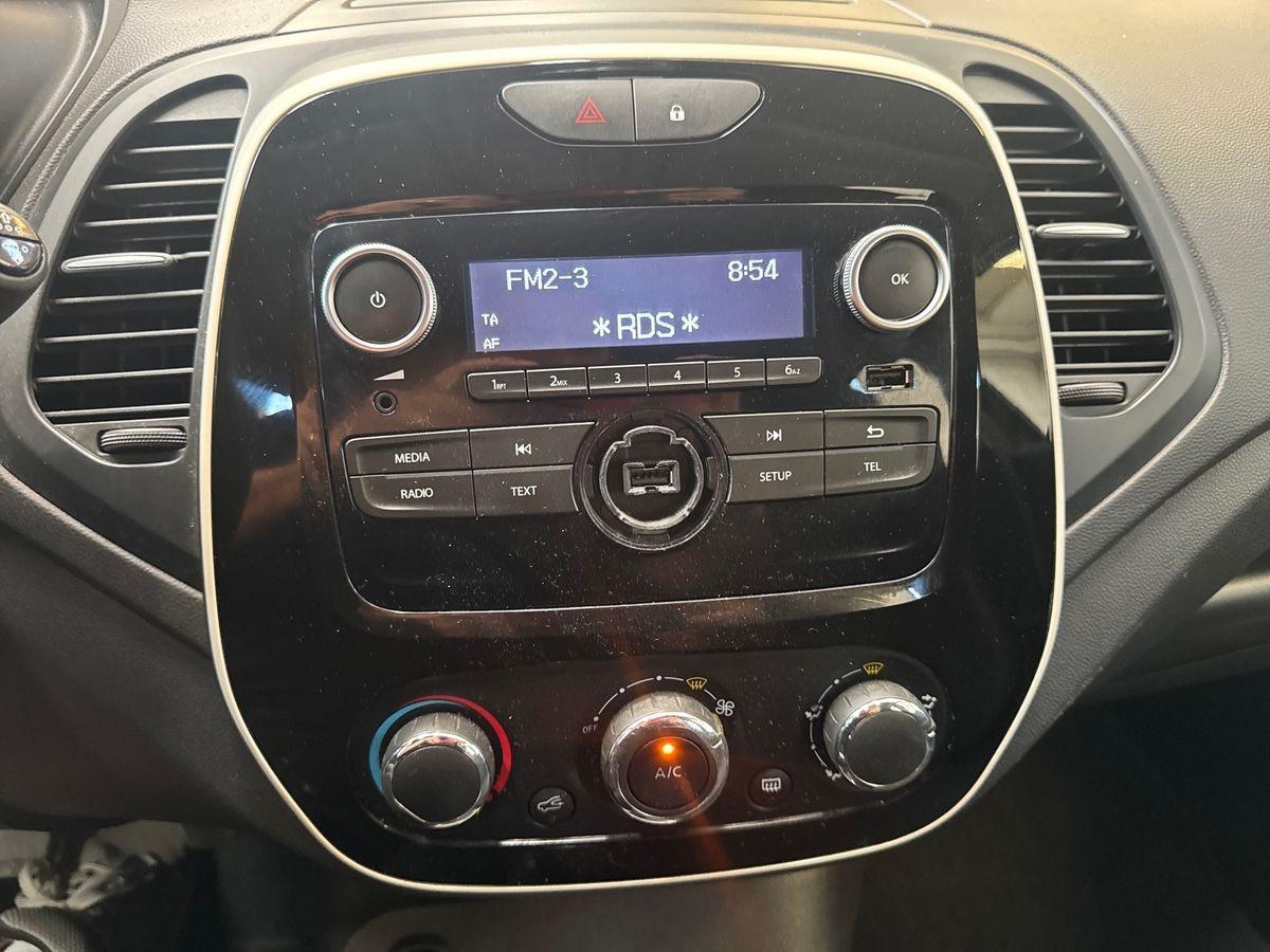 RENAULT Captur I 2017 - Captur 0.9 tce Life 90cv my18